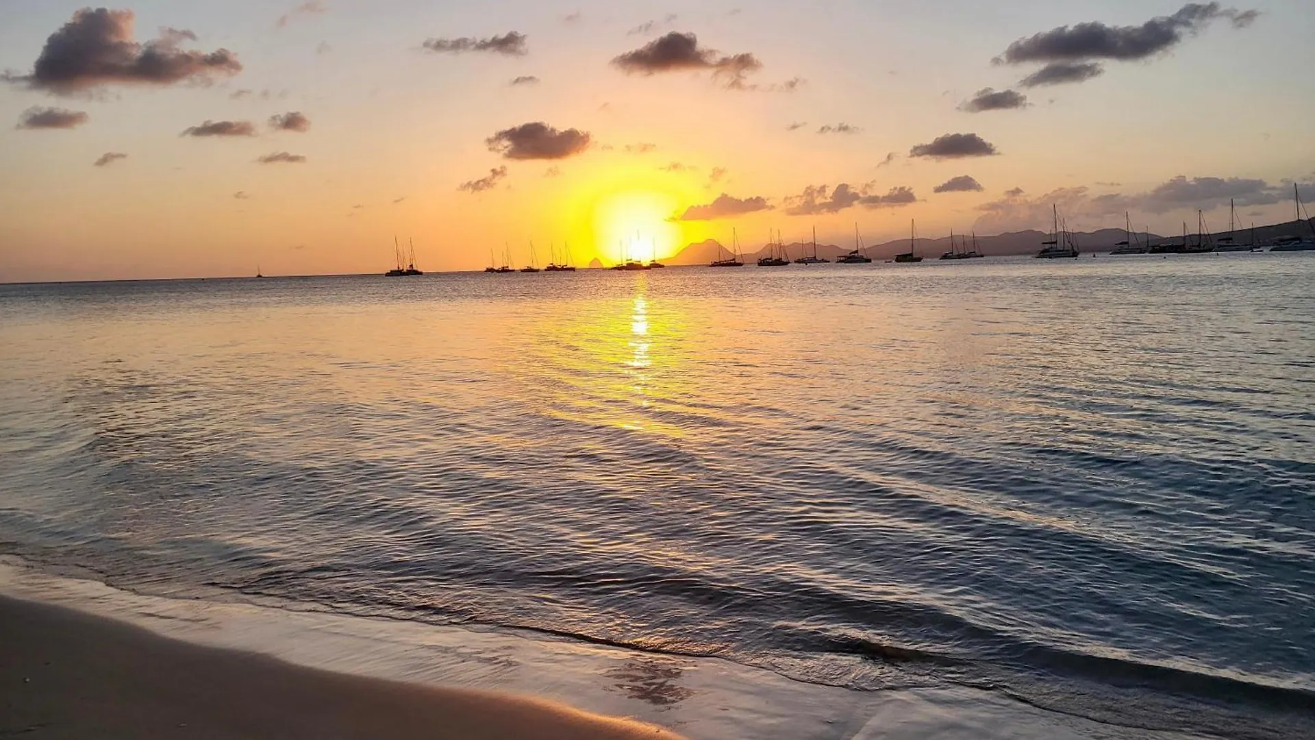 Vue Magnifique Sur La Nature , Proche Des Plages 4 A 6 Pers Riviere-Pilote 0*,  Martinique